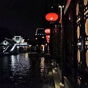 色色爱爱九视频
